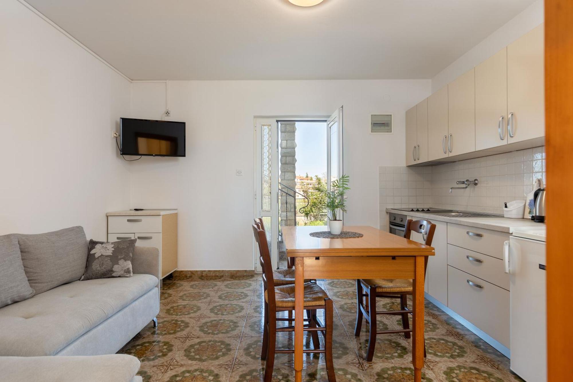 Lovely House Lindi In 포레치 외부 사진